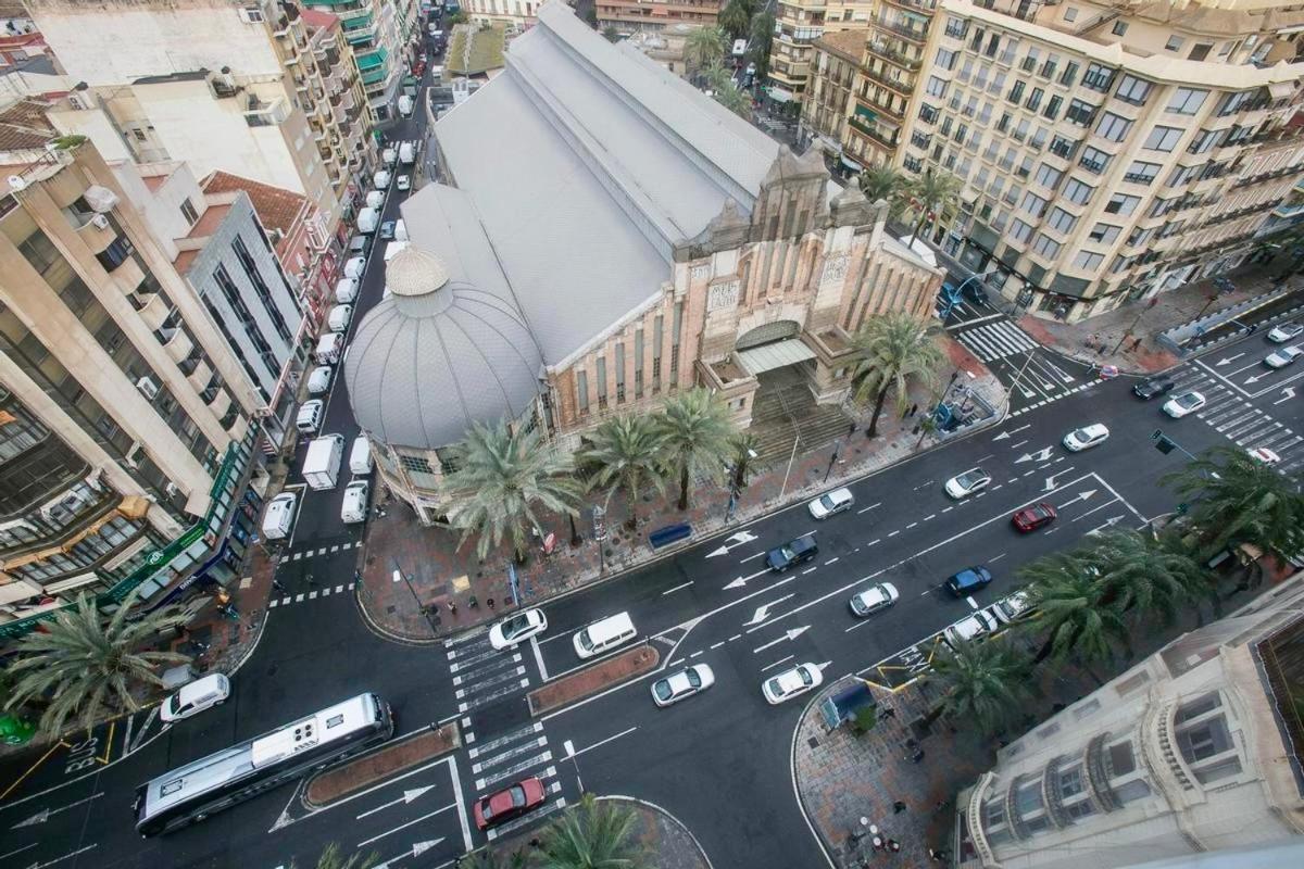 Gran Atico Con Terraza En El Centro De Alicante Exteriör bild